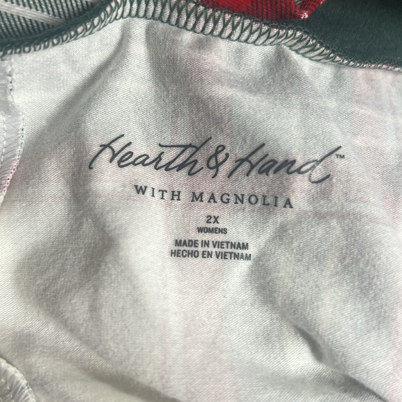 2X Hearth & Home with Magnolia TRAP DOOR onsie pajamas. Lightweight NWOT - Picture 4 of 4